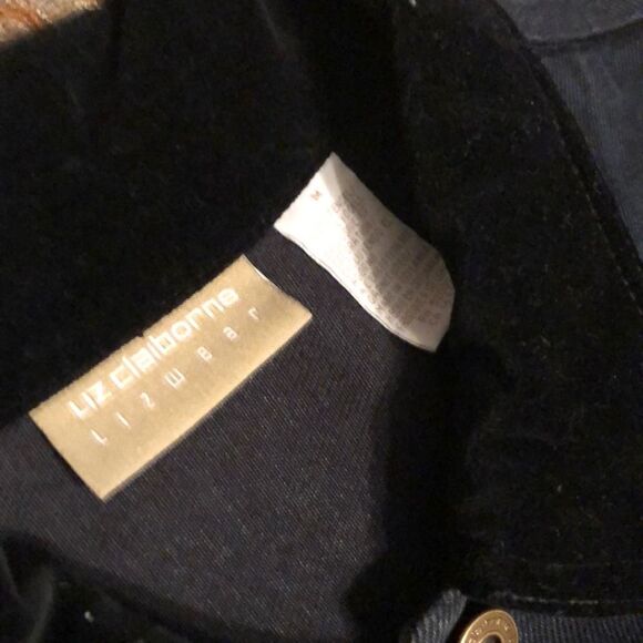 Liz Claiborne dark blue denim jacket size medium - Picture 5 of 5